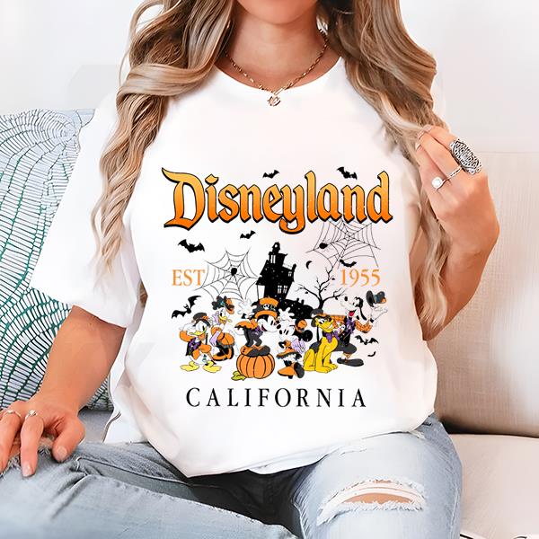 Vintage Disneyland Halloween Est 1955 The Spookiest Place On Earth Disney Castle Shirt Disneyland Halloween Shirt